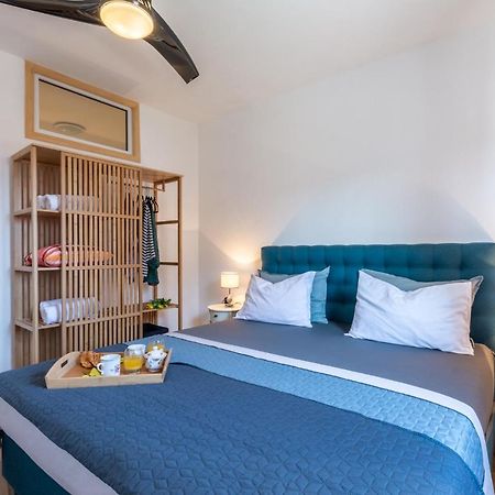 Apartments Lota On Top Location ซูเปตาร์ ภายนอก รูปภาพ