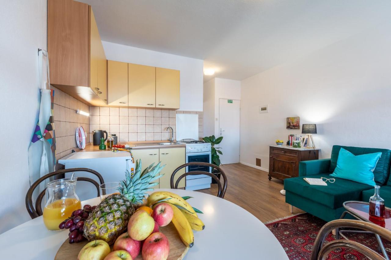 Apartments Lota On Top Location ซูเปตาร์ ภายนอก รูปภาพ